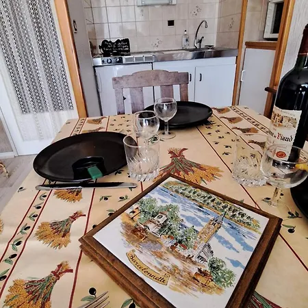 T2 Centre De Barcelonnette Avec Garage Ferme - Fr-1-165A-101 Barcelonnette